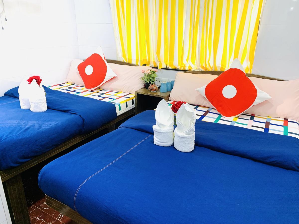 Australia Lounge Hotel Хонконг Екстериор снимка