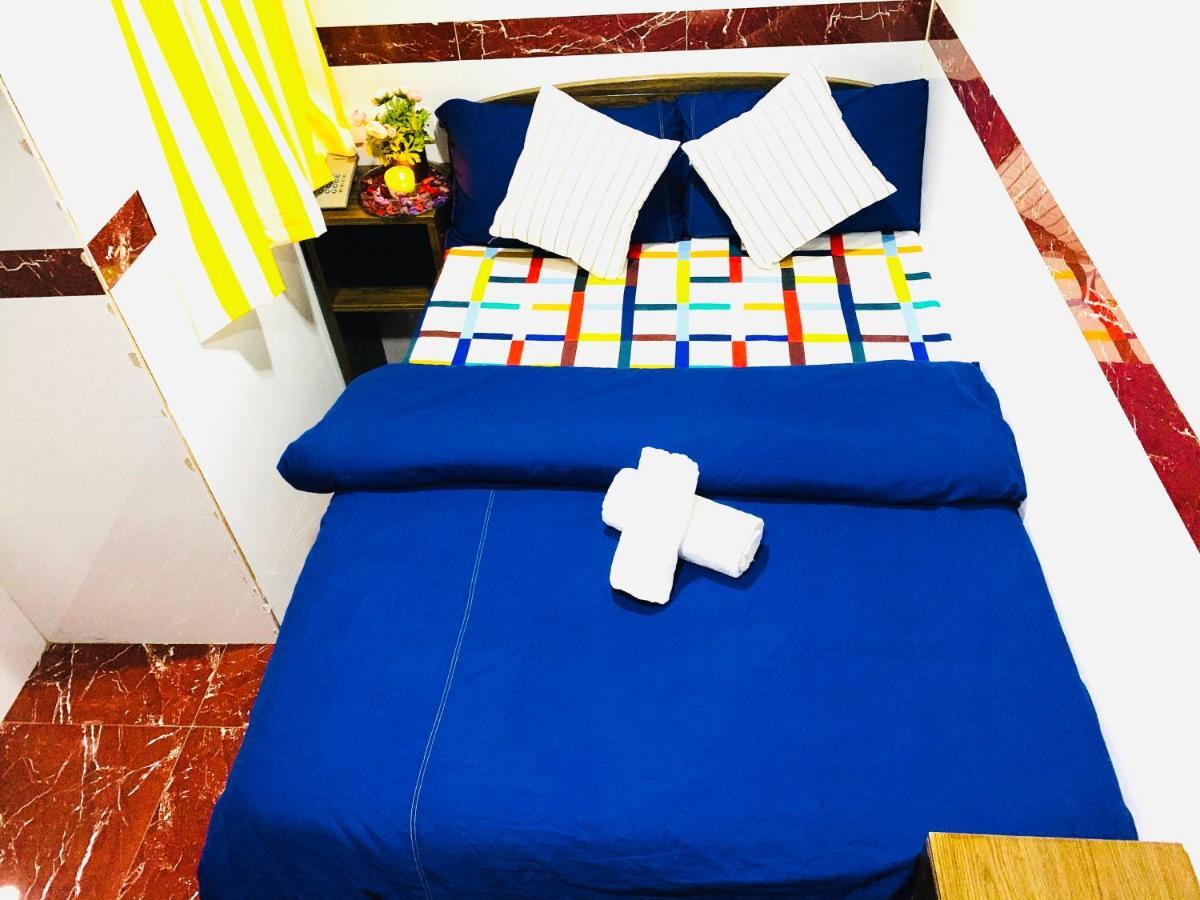 Australia Lounge Hotel Хонконг Екстериор снимка